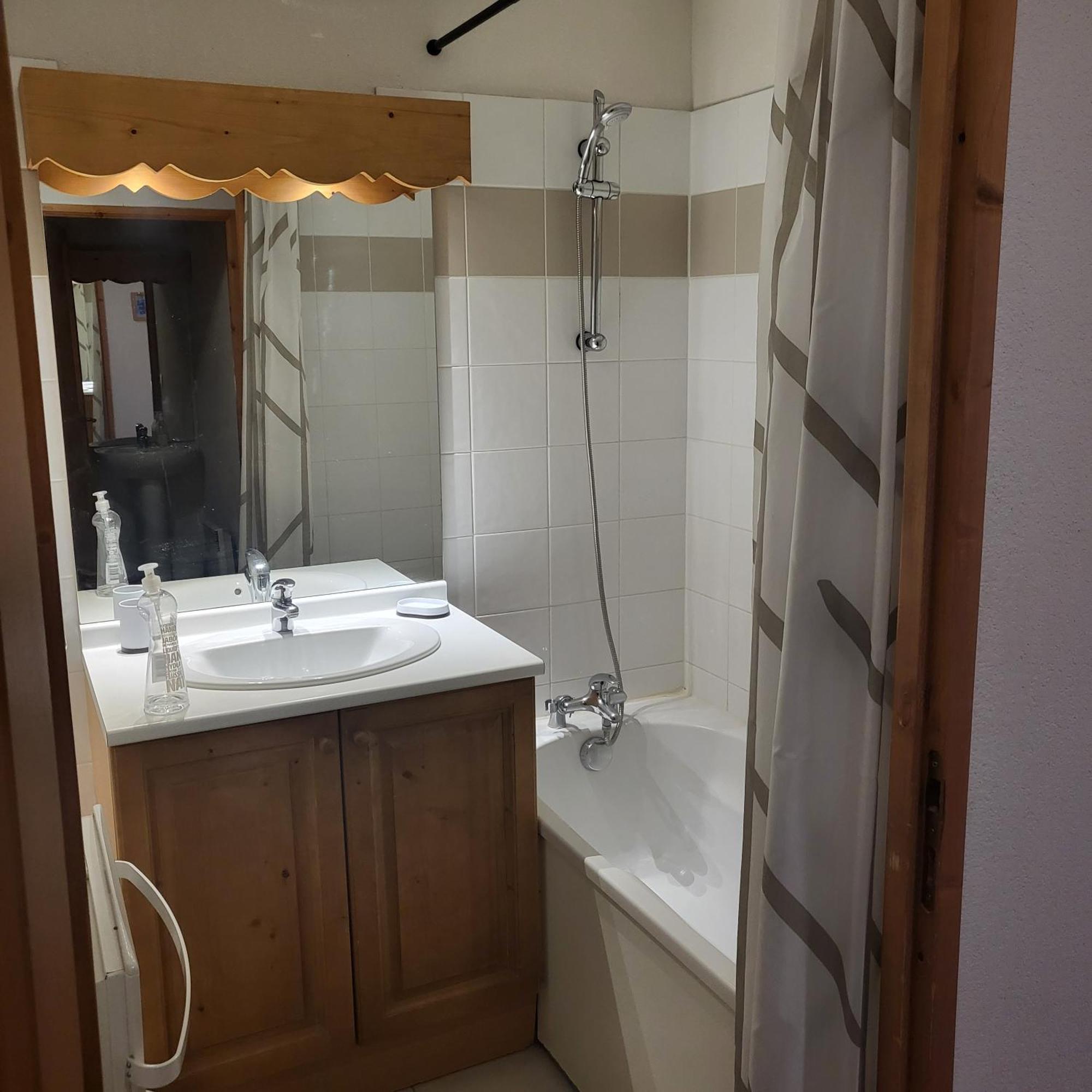 Be First On The Lift Each Morning! 2Bed Apt. 6 Pax 생제르베레뱅 외부 사진